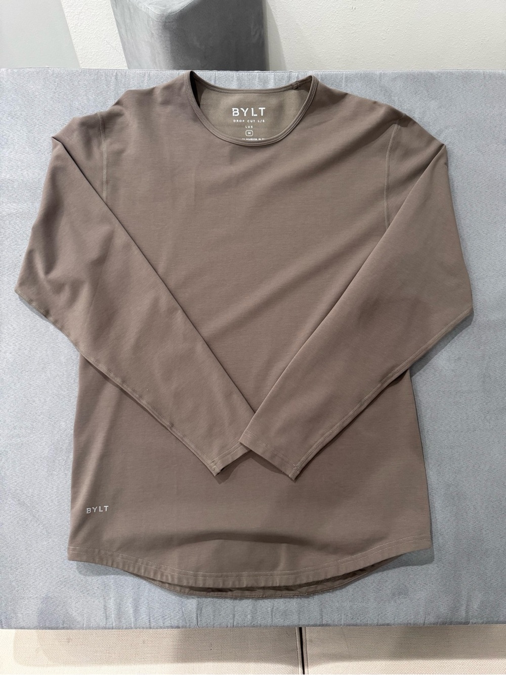BYLT Drop Lux Long Sleeve Drop Cut T-Shirt Olive Green Solid Men's Size Medium